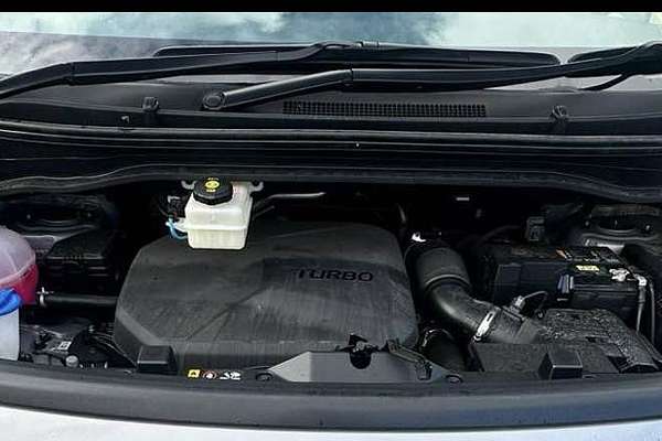2025 Hyundai STARIA  US4.V3