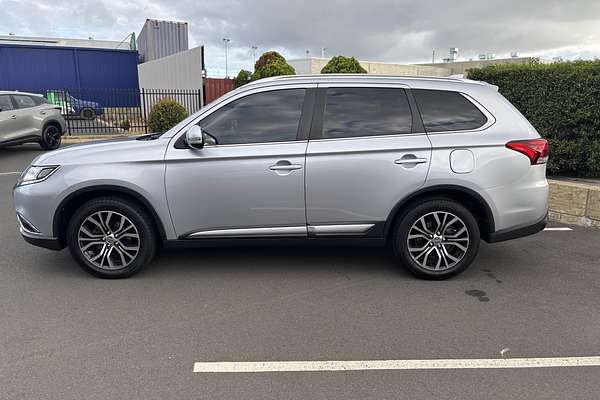 2016 Mitsubishi Outlander LS Safety Pack ZK