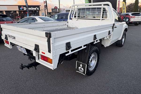 2018 Mitsubishi Triton GLX MR 4X4