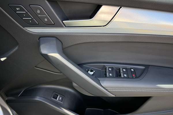 2024 Audi Q5 45 TFSI Sport FY