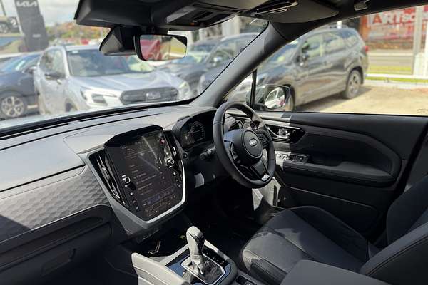 2025 Subaru Forester Hybrid Touring S6