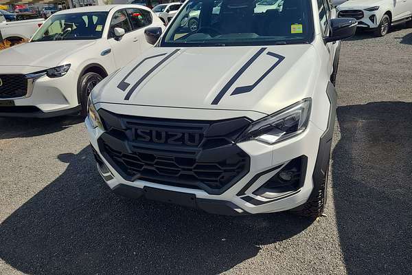 2025 Isuzu D-MAX BLADE 4X4
