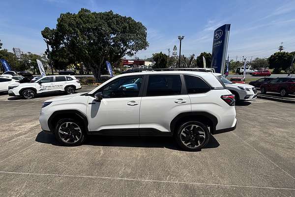 2025 Subaru Forester Hybrid S6