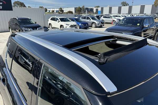 2025 Mitsubishi Outlander PHEV Exceed ZM