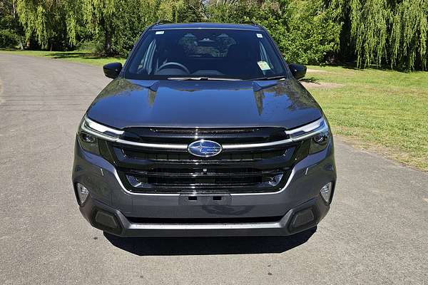 2025 Subaru Forester Hybrid Touring S6