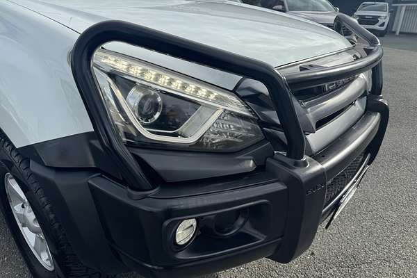 2018 Isuzu MU-X LS-M