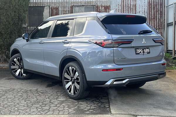 2025 Mitsubishi Outlander Aspire ZM