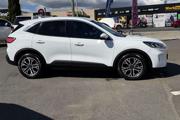 2021 Ford Escape ZH