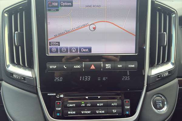 2020 Toyota Landcruiser Sahara VDJ200R