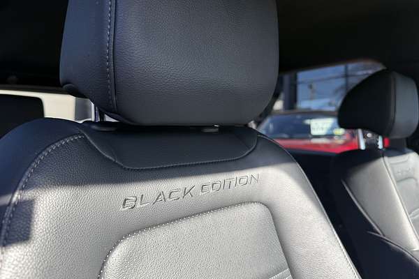 2023 Honda CR-V Black Edition RW