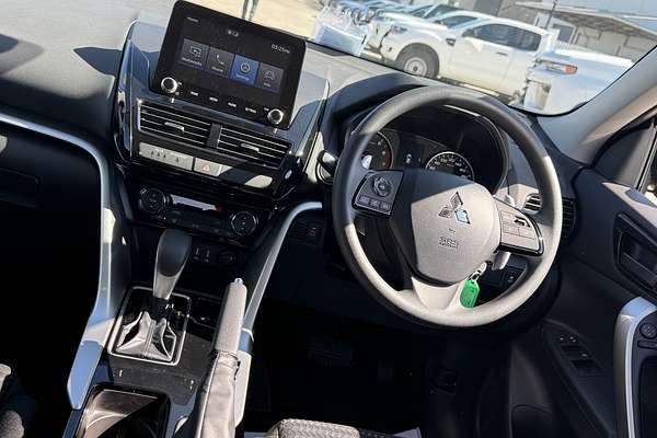 2025 Mitsubishi Eclipse Cross ES YB