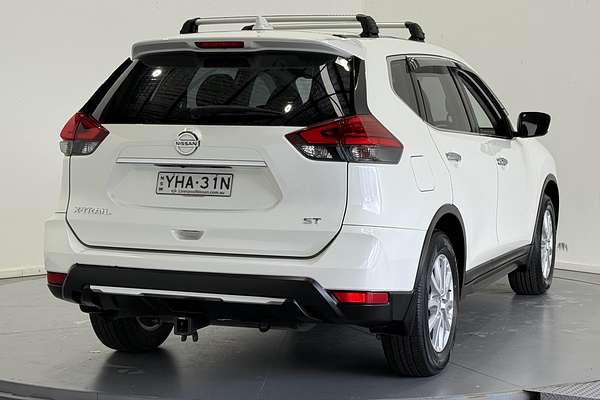 2017 Nissan X-TRAIL ST (FWD) T32