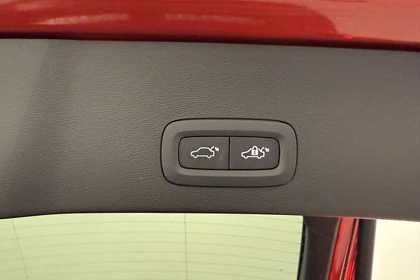 2024 Volvo C40 Recharge Twin