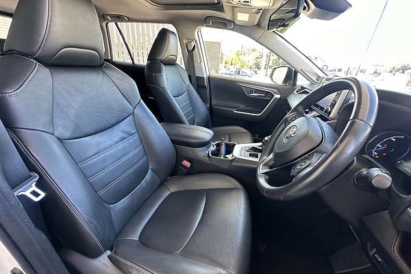 2020 Toyota RAV4 Cruiser AXAH52R