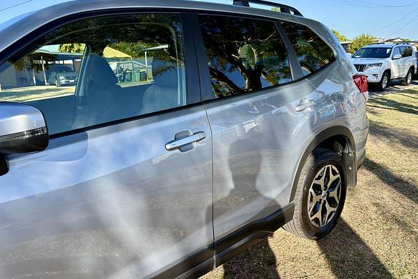 2023 Subaru Forester 2.5i S5