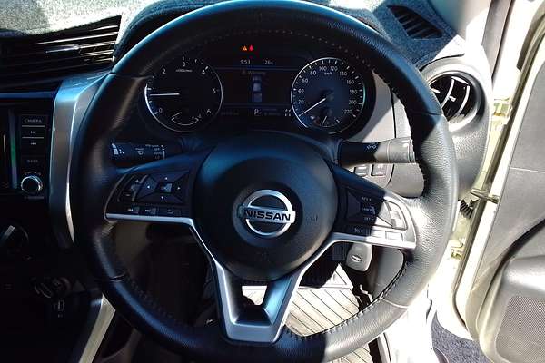 2021 Nissan Navara ST D23