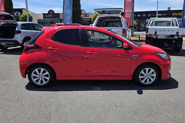 2022 Toyota Yaris HB Hybrid SX Hybrid MXPH10R