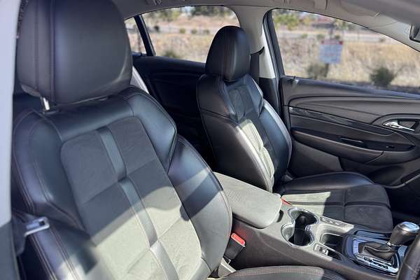 2016 Holden Commodore SV6 Black VF Series II