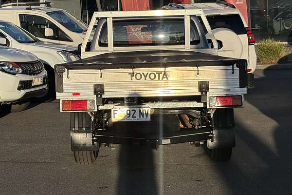 2016 Toyota Hilux Workmate TGN121R Rear Wheel Drive