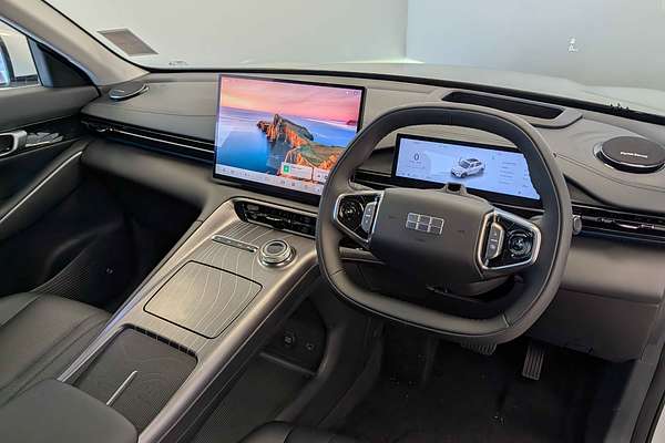 2025 Geely P15AYMRGO/26
