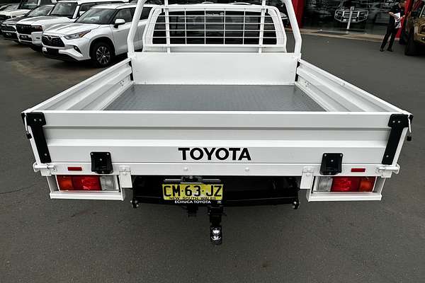 2017 Toyota Hilux SR GUN126R