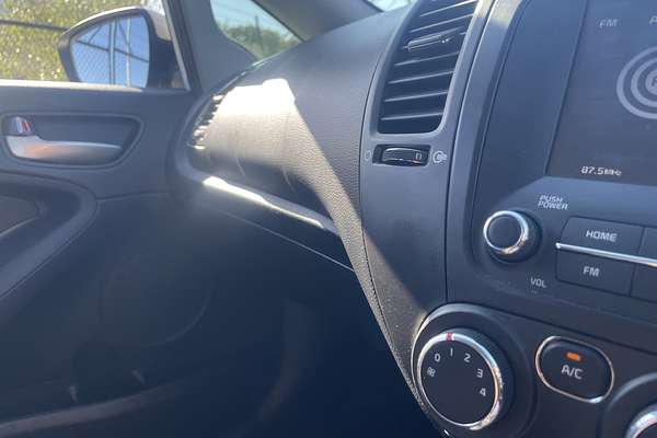 2016 Kia Cerato S YD