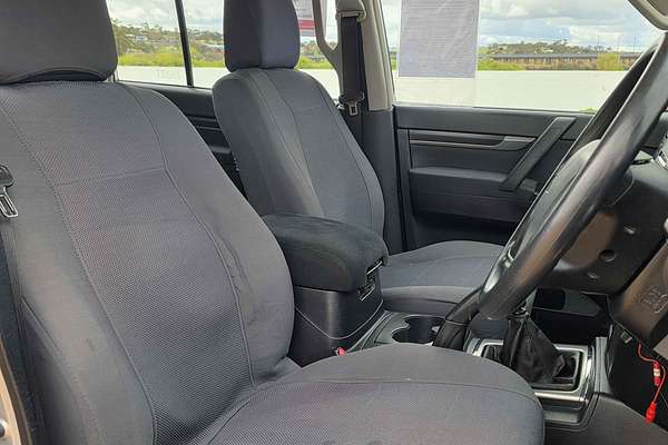 2008 Mitsubishi Pajero GLX NS