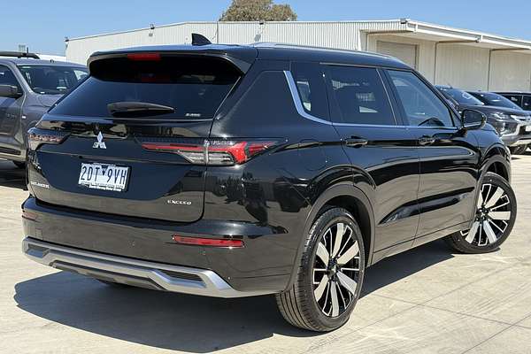 2025 Mitsubishi Outlander Exceed ZM