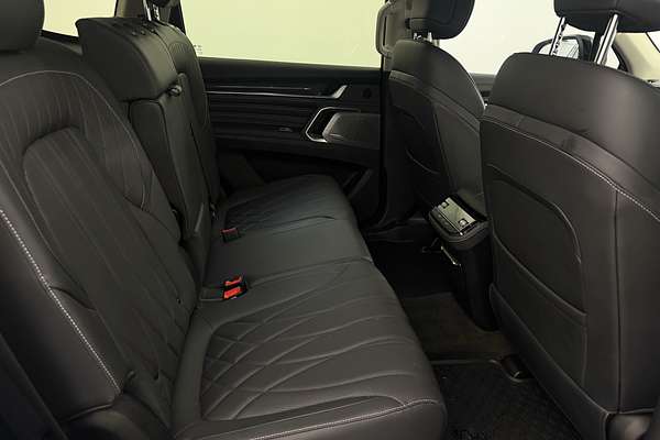 2025 LDV D90 Executive SV9A