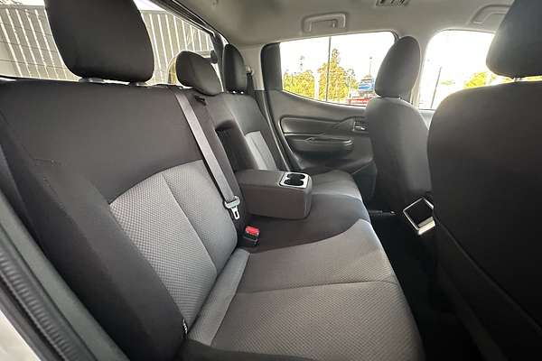 2020 Mitsubishi Triton