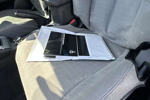 2023 Mitsubishi Triton GLS MR 4X4