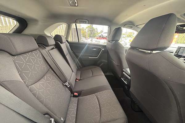 2021 Toyota RAV4 GXL MXAA52R