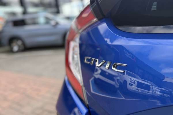 2019 Honda Civic VTi-LX 10th Gen