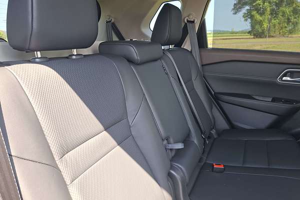 2025 Nissan X-TRAIL N-TREK T33