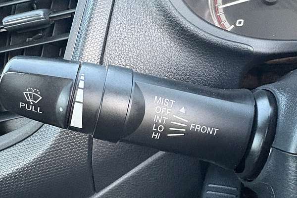 2018 Mitsubishi Triton GLX MR 4X4