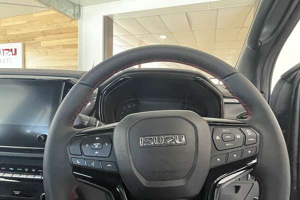 2025 Isuzu D-MAX X-TERRAIN 4X4