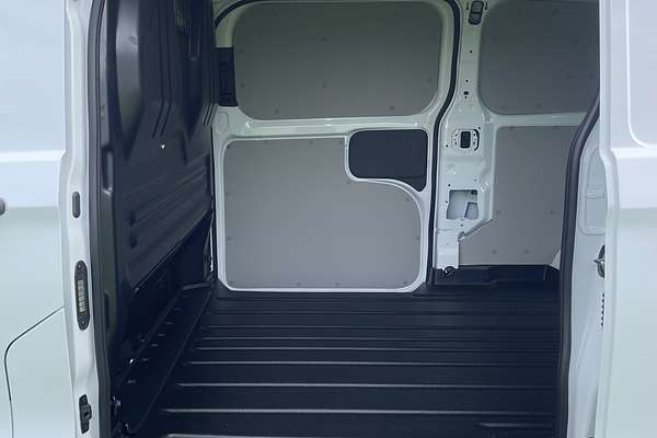 2025 Ford Transit Custom Trail