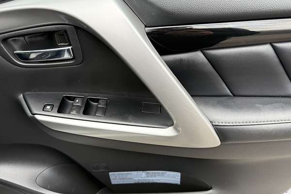 2016 Mitsubishi Pajero Sport GLS QE