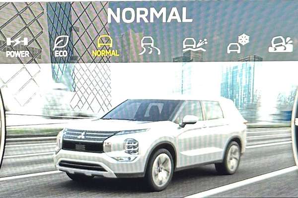 2024 Mitsubishi Outlander PHEV Exceed ZM AWD