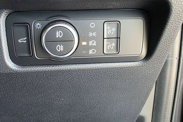 2025 Ford Everest Platinum 3.0L
