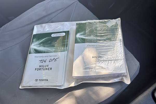 2021 Toyota Hilux SR GUN126R 4X4