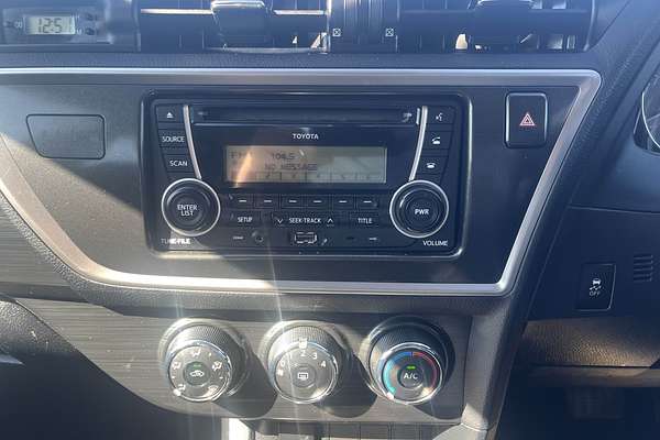 2013 Toyota COROLLA Ascent ZRE182R