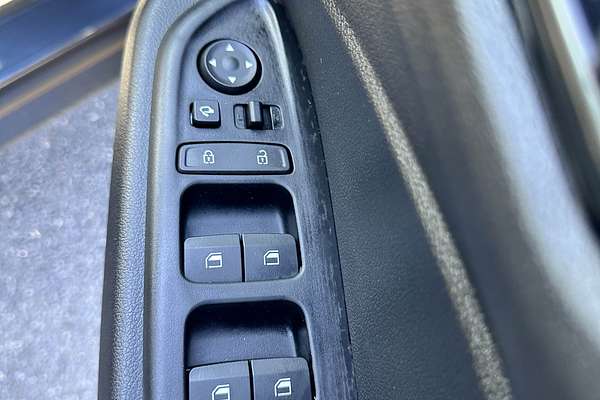 2025 Hyundai Venue Active QX.V5