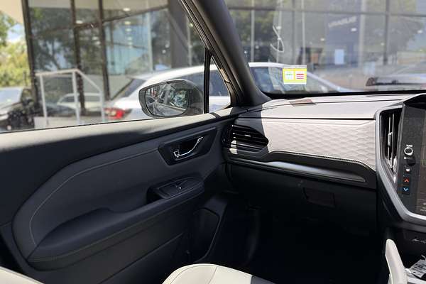 2025 Subaru Forester Sport S6