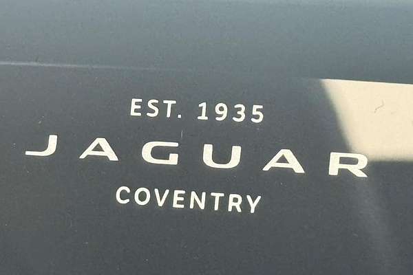 2025 Jaguar F-PACE PHEV P400e R-Dynamic SE 90th Anniversary Edition X761