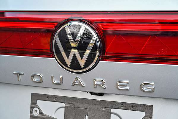 2024 Volkswagen Touareg 210TDI Elegance RC
