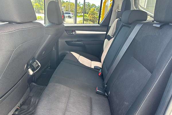 2017 Toyota Hilux SR5 GUN126R 4X4