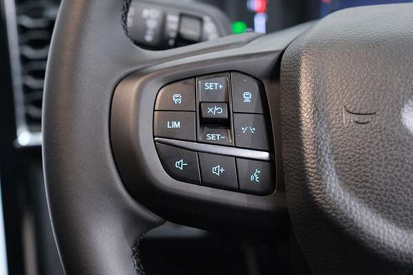 2025 Ford Everest Trend 2.0L
