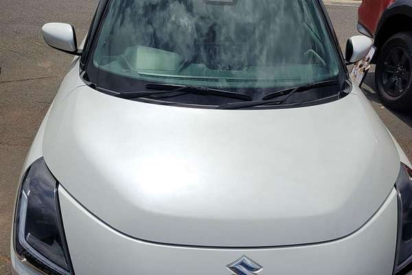 2024 Suzuki Swift Hybrid Plus UZ