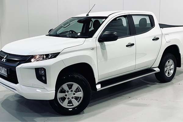 2022 Mitsubishi Triton GLX+ MR